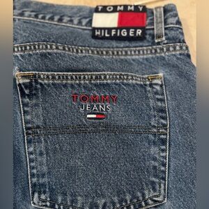 Men’s vintage Tommy Hilfiger Freedom jeans in a blue denim wash